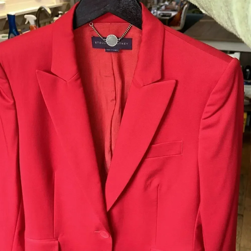 Ferrari 🏎️ Red Wool Blazer by Stella McCartney. Chic! 4 Convenient pockets!